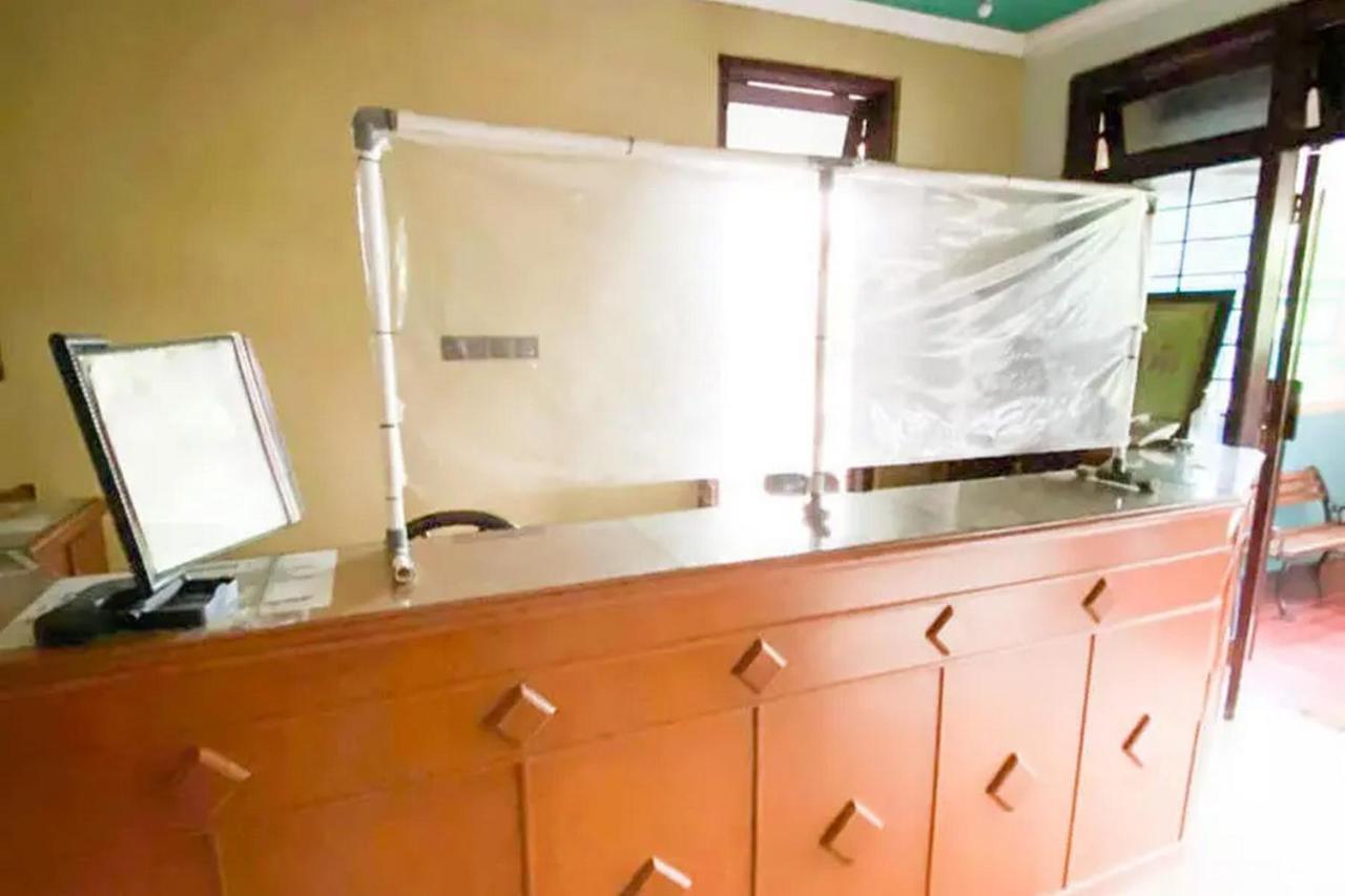 Hotel Shabine Rungkut Mitra Reddoorz Surabaya Ngoại thất bức ảnh
